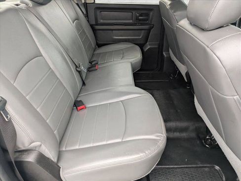 Used 2019 RAM 1500 Tradesman w/ Chrome Appearance Group RWD image 18