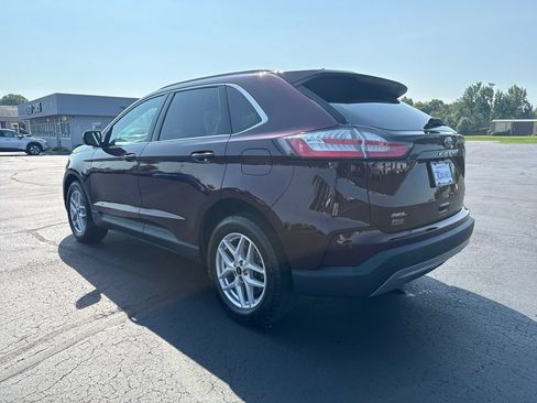 Used 2023 Ford Edge SEL w/ Convenience Package AWD/4WD image 2