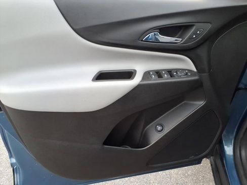 Certified 2024 Chevrolet Equinox LT w/ LPO, Floor Liner Package image 12