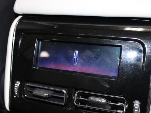 Used 2025 Lincoln Aviator Reserve w/ Illumination Package AWD/4WD image 35