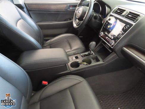 Used 2019 Subaru Outback 2.5i Limited AWD/4WD image 26