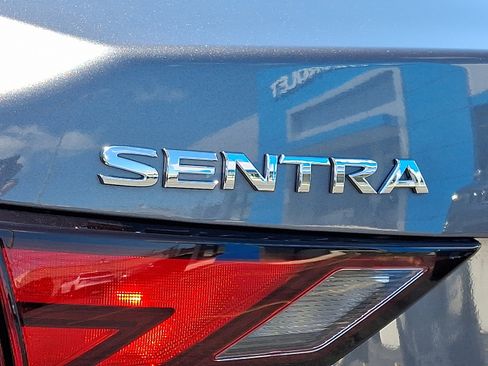 Used 2025 Nissan Sentra S FWD image 30