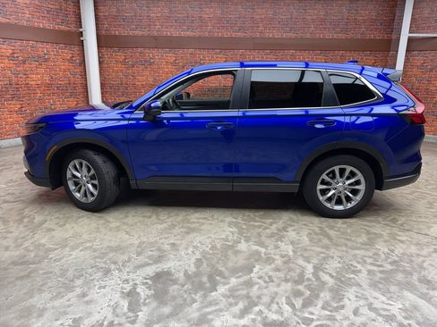Used 2025 Honda CR-V EX-L image 2