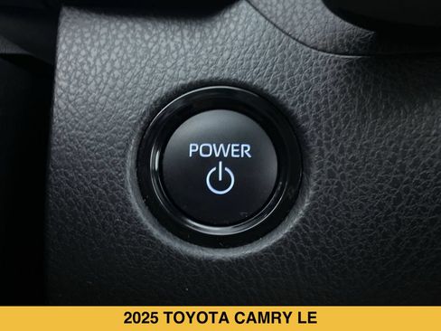 Used 2025 Toyota Camry XLE w/ Premium Plus Package AWD/4WD image 8