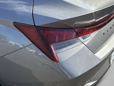 Used 2021 Hyundai Elantra SEL w/ Convenience Package FWD image 27
