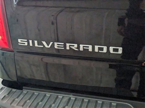 Used 2020 Chevrolet Silverado 1500 RST image 10