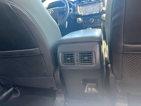 Used 2022 Toyota 4Runner TRD Off-Road Premium AWD/4WD image 7