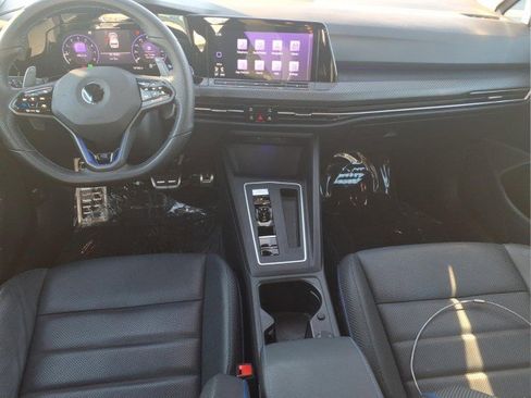 Certified 2022 Volkswagen Golf R image 12