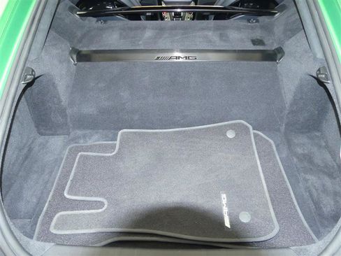 Used 2018 Mercedes-Benz AMG GT R image 28