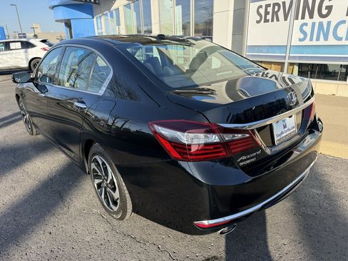 Used 2017 Honda Accord EX-L image 14