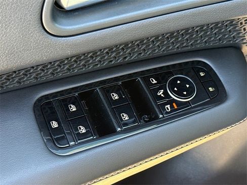 Certified 2023 Nissan Ariya AWD image 20