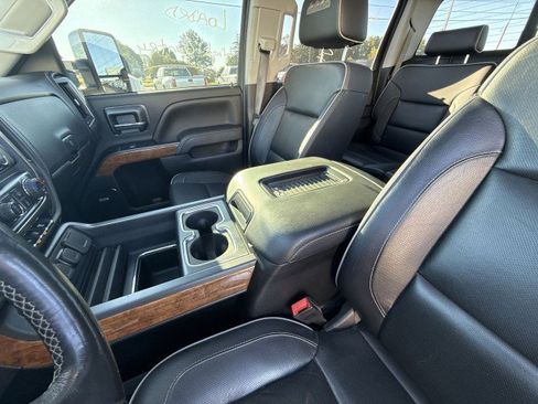 Certified 2019 Chevrolet Silverado 3500 High Country w/ Duramax Plus Package image 21