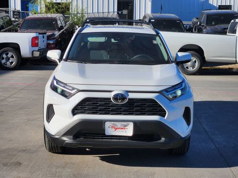 Used 2024 Toyota RAV4 XLE image 6