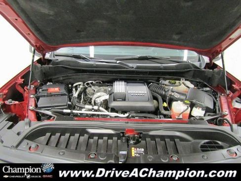 Used 2022 Chevrolet Silverado 1500 LT Trail Boss w/ LT Trail Boss Premium Package image 48