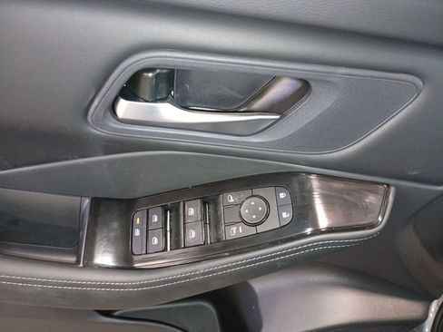 New 2026 Nissan Rogue SV w/ Cold Weather Package image 12