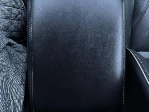 Used 2017 INFINITI QX60 Base AWD 4dr SUV w/ Premium Plus Package image 41