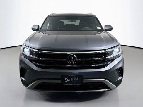 Certified 2023 Volkswagen Atlas Cross Sport SE w/ Panoramic Sunroof Package FWD image 2