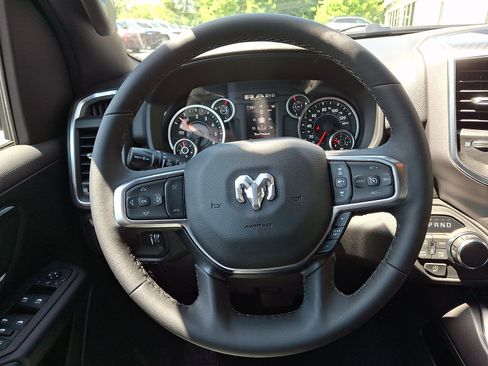 New 2026 RAM 1500 Big Horn AWD/4WD image 13