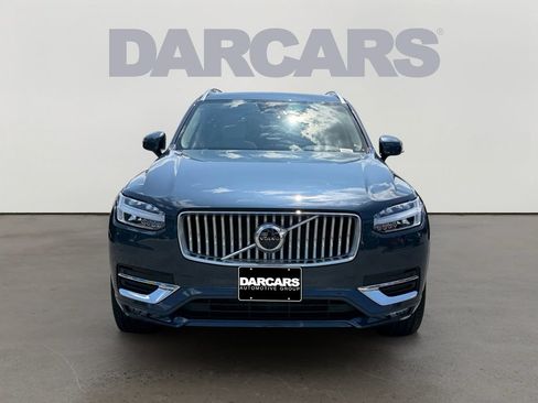 Certified 2023 Volvo XC90 B6 Plus AWD/4WD image 2