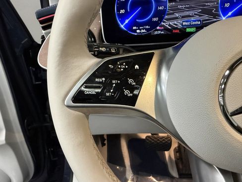 Certified 2023 Mercedes-Benz EQE 500 4MATIC SUV image 31