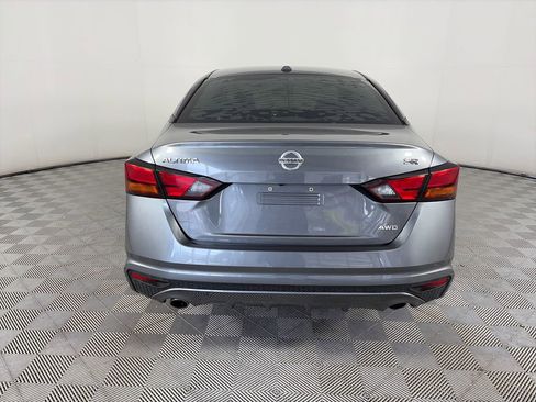 Used 2019 Nissan Altima 2.5 SR w/ SR Premium Package AWD/4WD image 6
