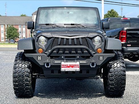 Used 2013 Jeep Wrangler Unlimited Sport AWD/4WD image 2
