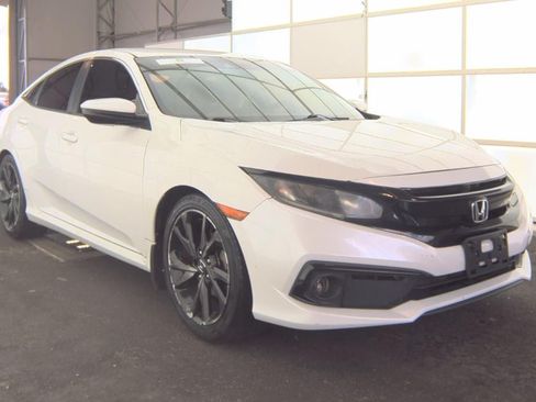 Used 2019 Honda Civic Sport image 5