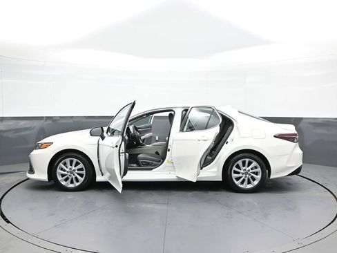 Certified 2023 Toyota Camry LE image 42