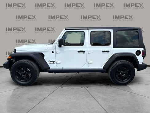 Used 2021 Jeep Wrangler Unlimited Sport AWD/4WD image 2