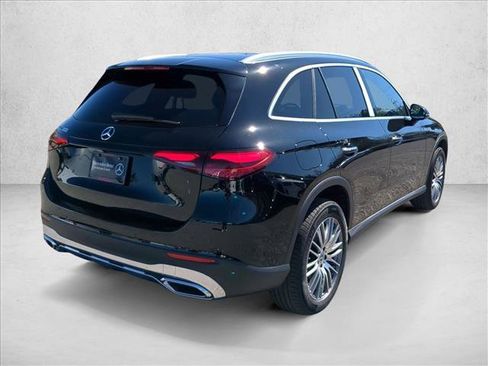 New 2026 Mercedes-Benz GLC 300 image 2