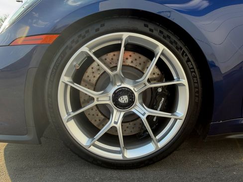 Certified 2022 Porsche 911 GT3 RWD image 11