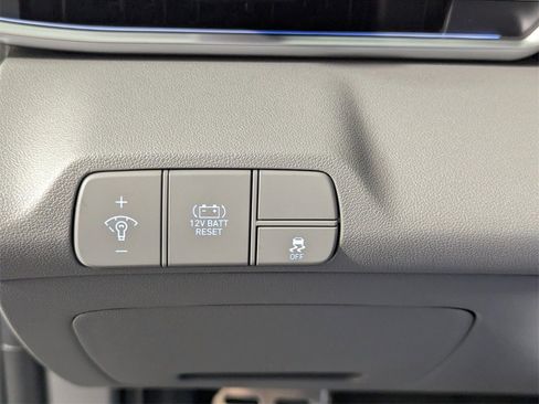 New 2026 Hyundai Elantra Sport image 13