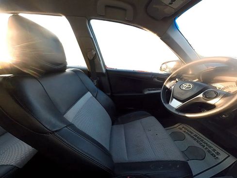 Used 2012 Toyota Camry SE FWD image 26