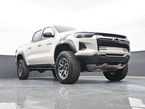New 2026 Chevrolet Colorado ZR2 w/ Technology Package AWD/4WD image 52