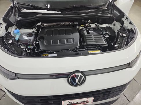 New 2026 Volkswagen Tiguan SE AWD/4WD image 20