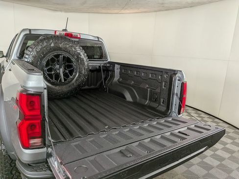 New 2026 Chevrolet Colorado ZR2 AWD/4WD image 9