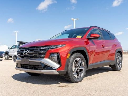 Used 2026 Hyundai Tucson SEL Plus FWD image 3