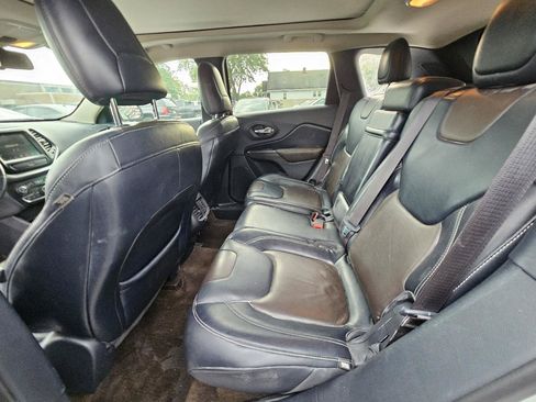 Used 2015 Jeep Cherokee Limited AWD/4WD image 22