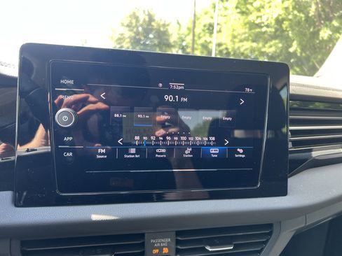 Used 2025 Volkswagen Jetta S FWD image 21