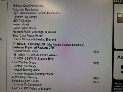 Used 2019 Chrysler Pacifica Touring Plus w/ Tire & Wheel Group image 22