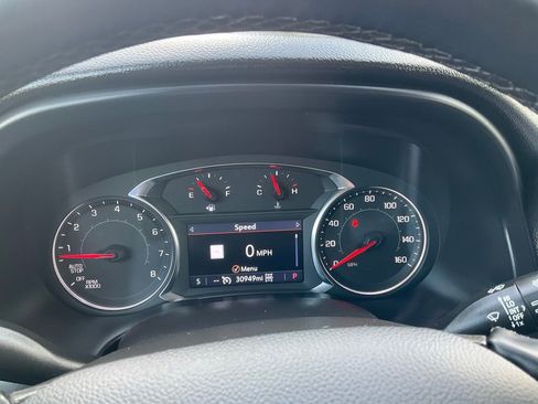 Used 2023 GMC Acadia SLT image 8