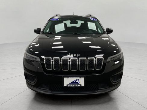 Used 2021 Jeep Cherokee Latitude AWD/4WD image 10