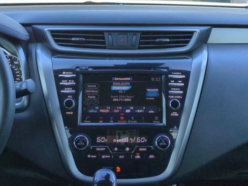 Used 2024 Nissan Murano SL FWD image 17
