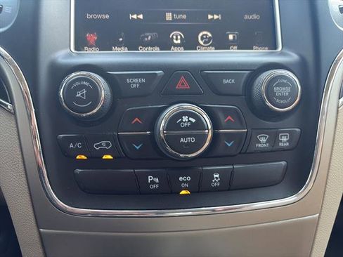 Used 2014 Jeep Grand Cherokee Limited w/ Luxury Group II image 24