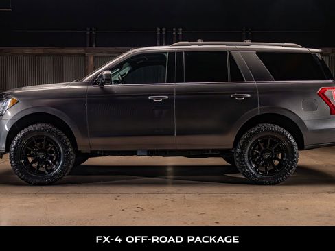 Used 2020 Ford Expedition XLT w/ FX4 Off-Road Package AWD/4WD image 6