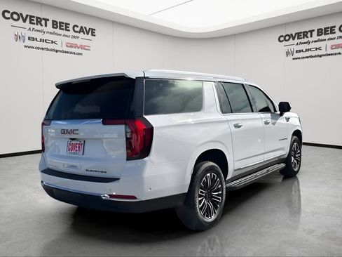 New 2026 GMC Yukon XL Elevation w/ LPO, Floor Liner Package image 9