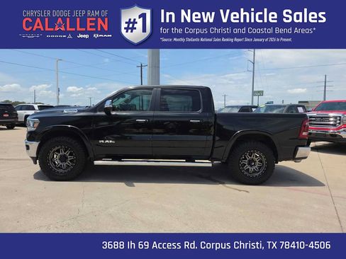Used 2020 RAM 1500 Laramie AWD/4WD image 11