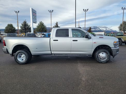 New 2026 RAM 3500 Tradesman AWD/4WD image 2