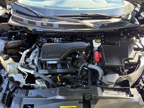Used 2022 Nissan Rogue Sport SL AWD/4WD image 26