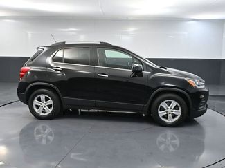 Used 2019 Chevrolet Trax LT w/ LT Convenience Package video 3